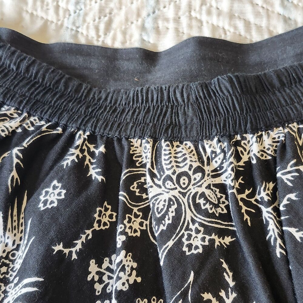 Studio West Boho Folk Bandana Print White Black Cotton Pull On Skirt Sz L - Picture 8 of 10